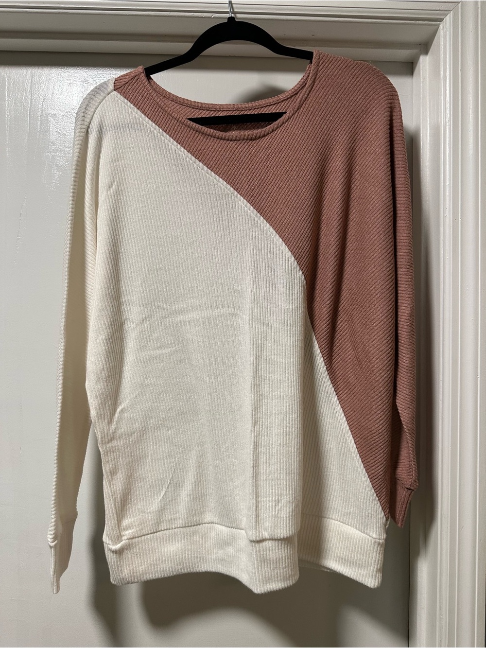 Maurices Cream and Dusty Rose Colorblock Ribbed Crewneck